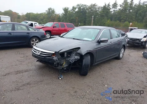 2011 Honda Accord 2.4 Lx z USA, uszkodzony, nr VIN 1HGCP2F31BA143835